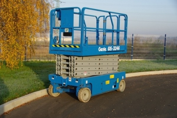 Ножничный подъемник GENIE GS-3246