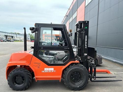 Погрузчик Повышенной Проходимости Noblelift FD2RT35 2WD