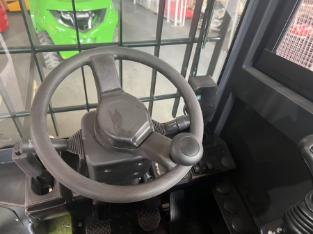 Телескопический погрузчик Manforce MTF-30-45A 4WD