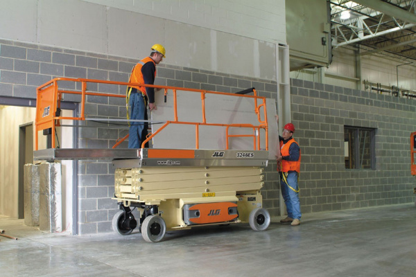 Ножничный подъемник JLG 3246ES
