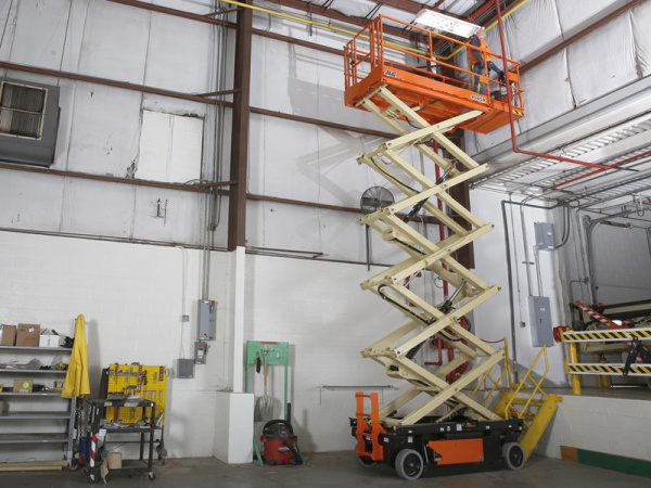 Ножничный подъемник JLG 4045 R