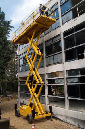 Ножничный подъемник HAULOTTE H12 SX