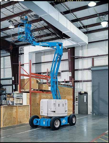 Коленчатый подъемник GENIE Z-34/22N