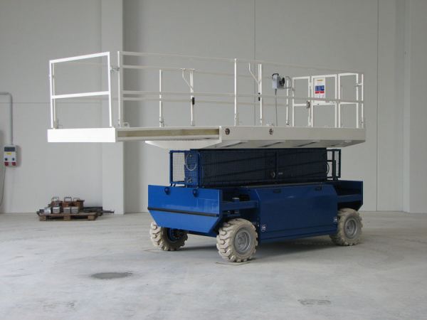 Ножничный подъемник HAB S 154-18 E2WD
